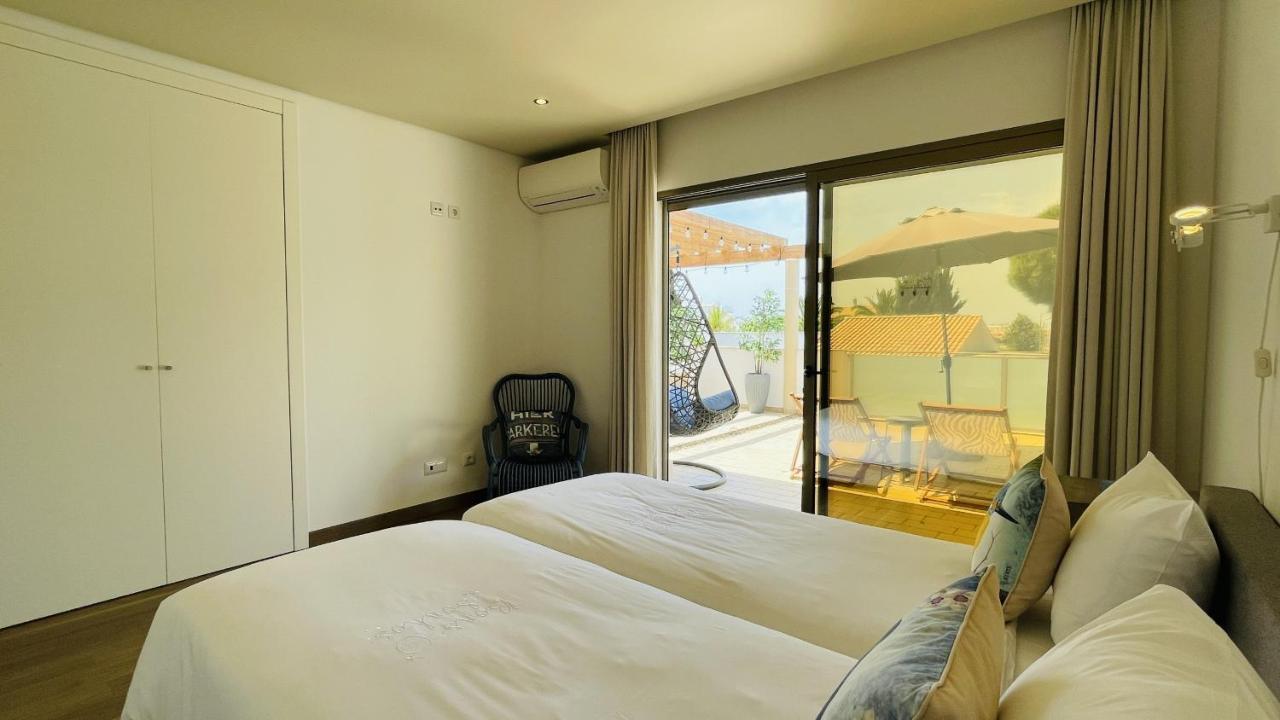 By Check-in Portugal *