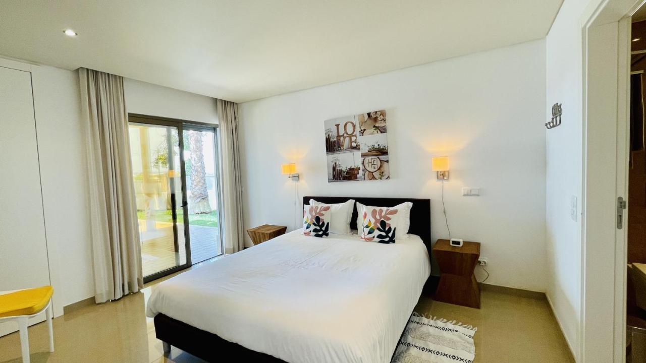 By Check-in Portugal *