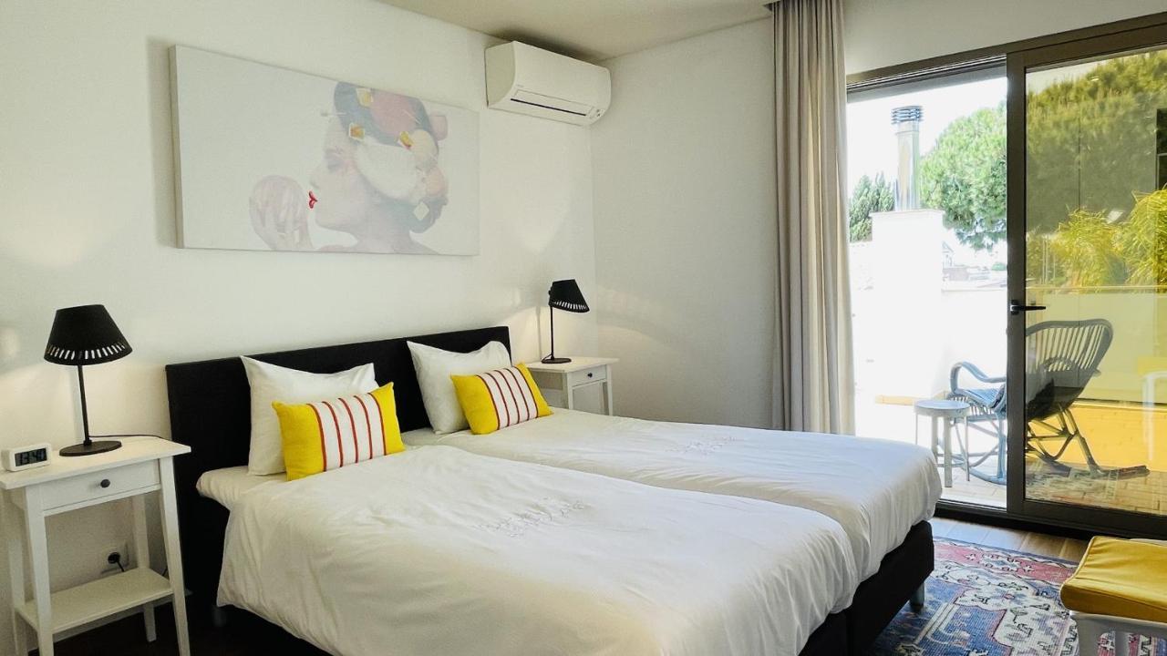 By Check-in Portugal Villa *